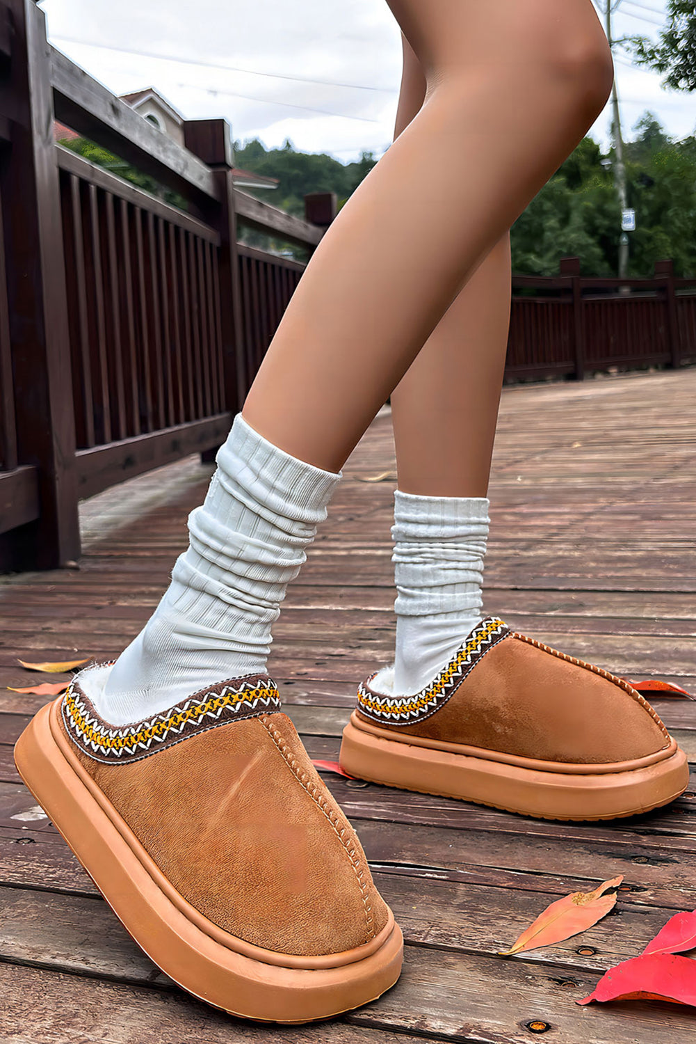 Chestnut Contrast Edge Suede Plush Lined Slippers
