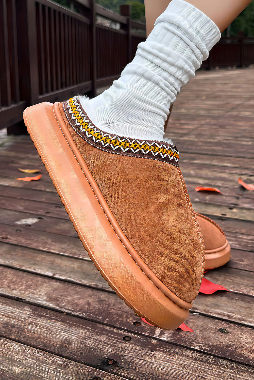 Chestnut Contrast Edge Suede Plush Lined Slippers